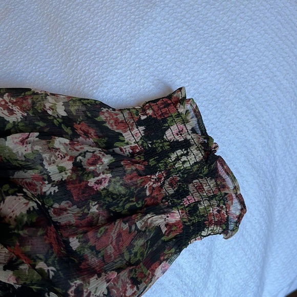 MANGO blouse XS flowers - Picture 6 of 6